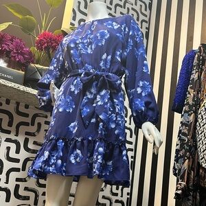 Elegant Blue Floral Mini Dress